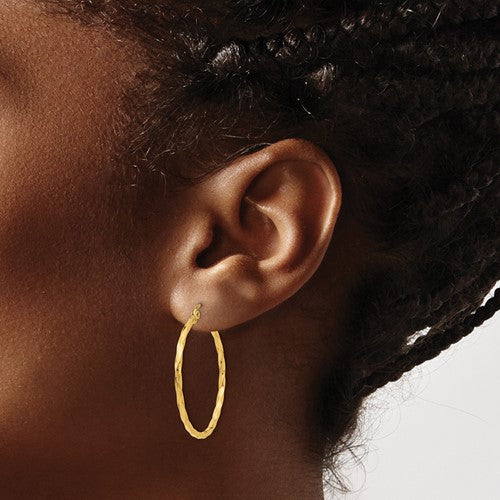 14k yellow gold twisted modern classic round hoop earrings 30mm x 2mm