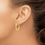 Загрузить изображение в средство просмотра галереи, 10k Yellow Gold Classic Square Tube Round Hoop Earrings 20mm x 3mm
