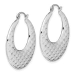 Загрузить изображение в средство просмотра галереи, 10K White Gold Graduated Textured Classic Round Hoop Earrings
