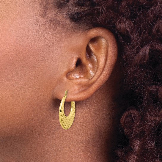 10k yellow gold graduated textured classic round hoop earrings