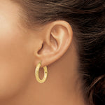 Indlæs billede til gallerivisning 10K Yellow Gold Diamond Cut Round Hoop Earrings 25mm x 4mm
