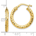 Afbeelding in Gallery-weergave laden, 10K Yellow Gold 22mm x 3mm Diamond Cut Round Hoop Earrings
