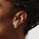 Load image into Gallery viewer, 10K White Gold 13mm x 10mm x 3mm Hinged Oval Hoop Earrings
