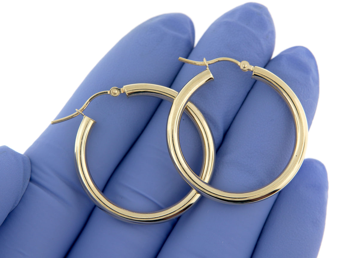 14K Yellow Gold 30mm x 3mm Lightweight Classic Round Hoop Earrings