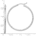 Charger l&#39;image dans la galerie, 14k White Gold Polished Satin Diamond Cut Round Hoop Earrings 39mm x 2mm
