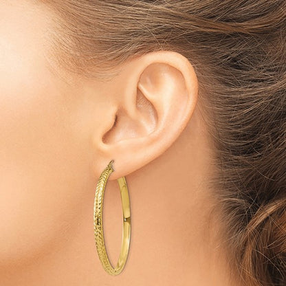 14k yellow gold diamond cut textured classic round hoop earrings 46mm x 3.5mm