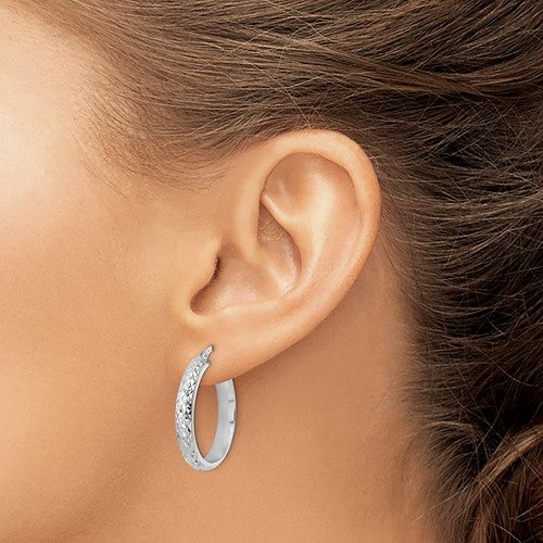 14k white gold diamond cut round hoop earrings 23mm x 4mm