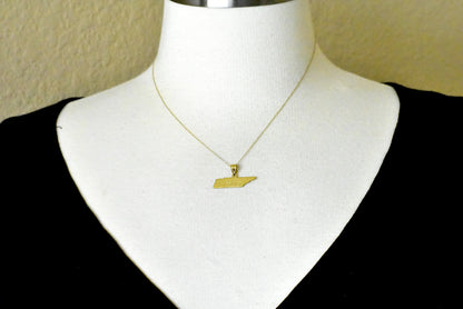 14k gold or sterling silver tennessee tn state map pendant charm personalized monogram