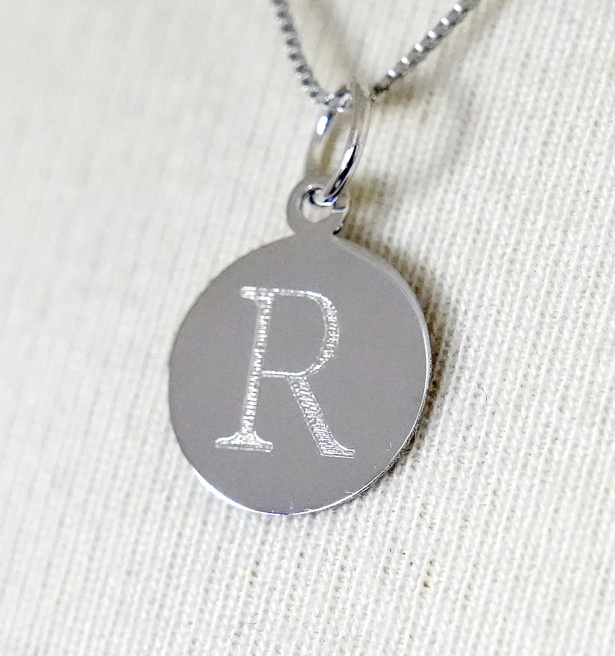 14k white gold 12mm round disc pendant charm letter initial engraved personalized monogram