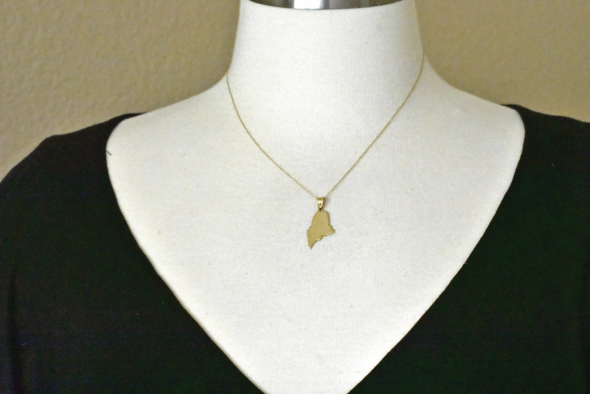 14k gold or sterling silver maine me state map pendant charm personalized monogram