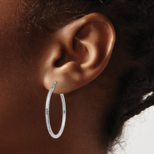 14k white gold diamond cut round hoop earrings 29mm x 2mm