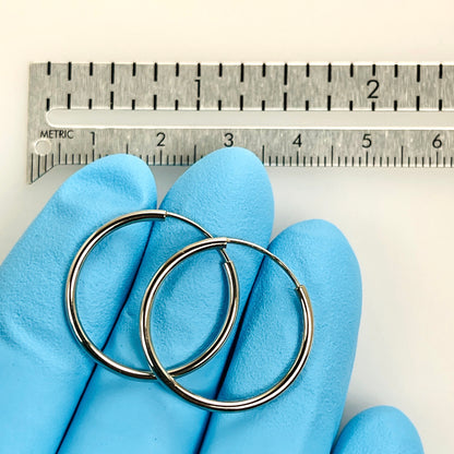 14k white gold classic endless round hoop earrings 21mm x 1.5mm