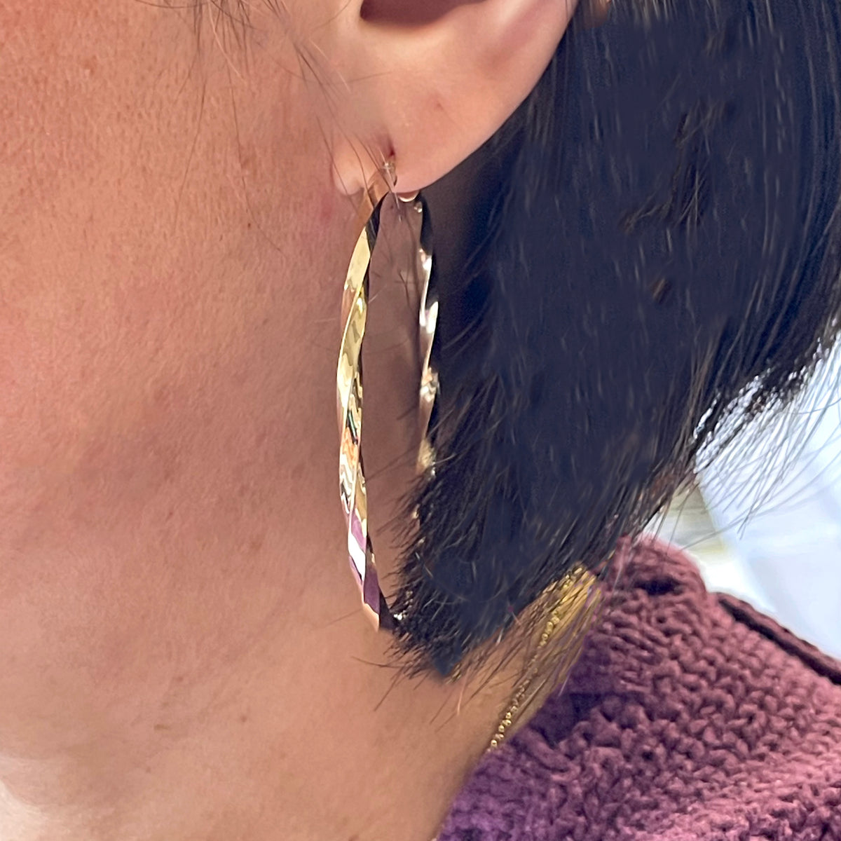 14k yellow gold twisted modern classic round hoop earrings 60mm x 3mm