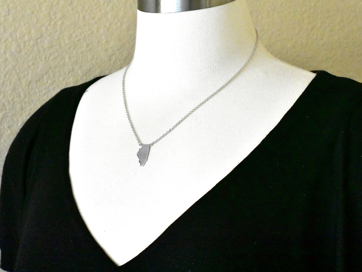 14k gold or sterling silver illinois il state name necklace personalized monogram