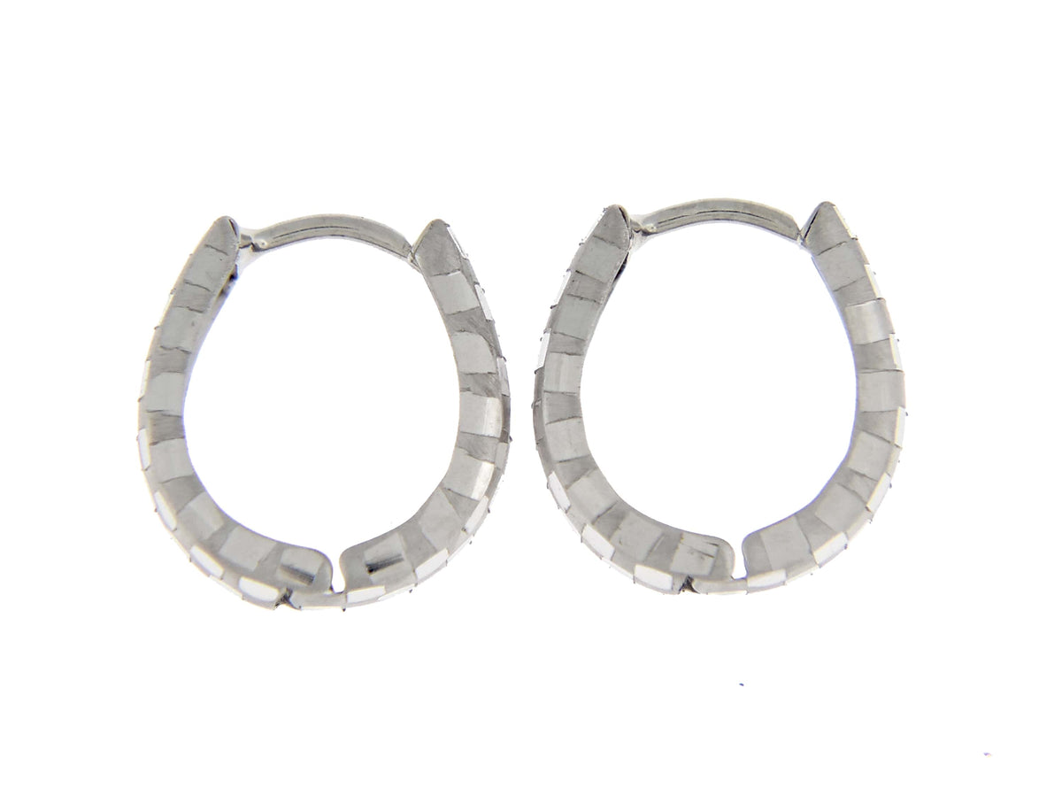 14k white gold diamond cut patterned classic hinged hoop huggie earrings