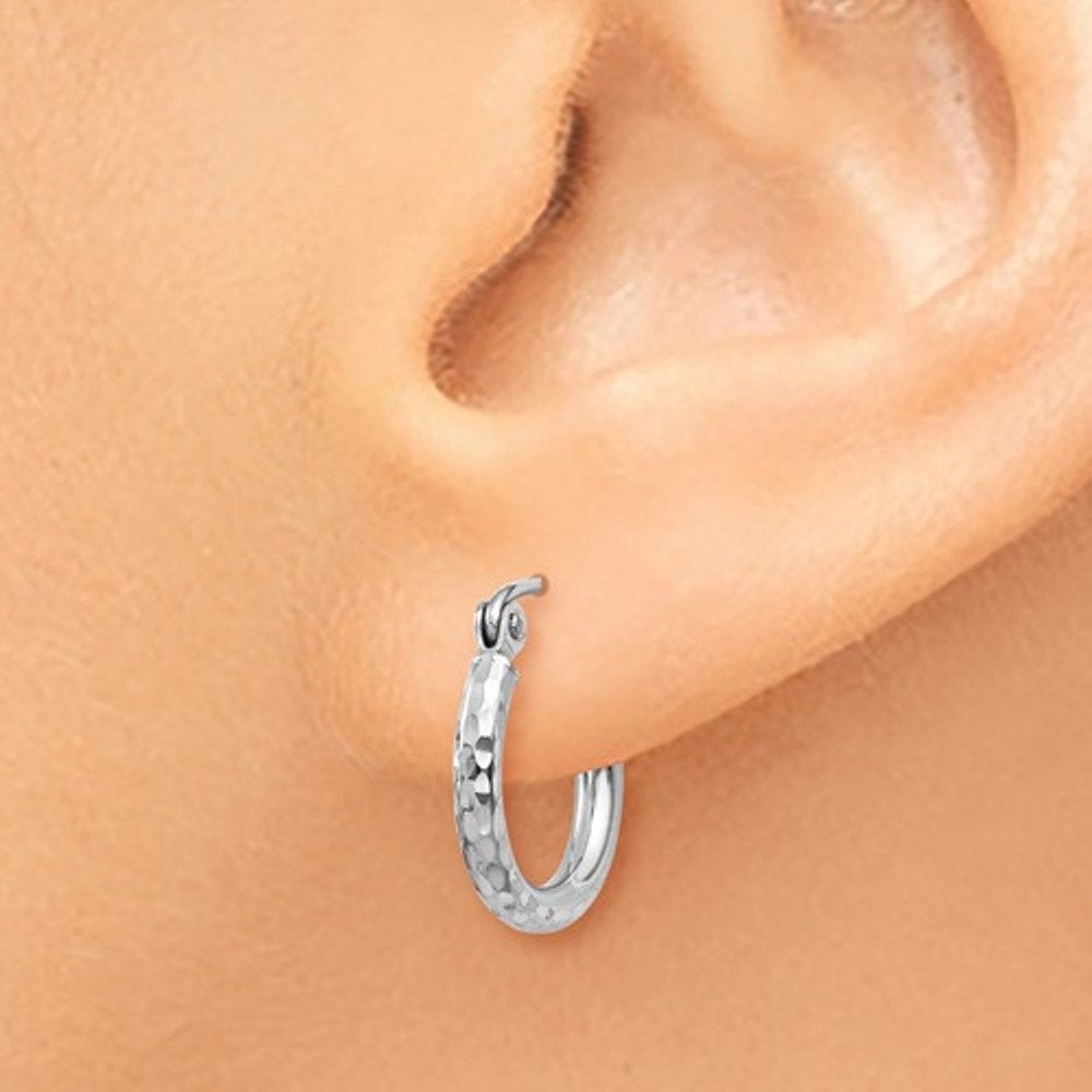14k white gold diamond cut round hoop earrings 12mm x 2mm