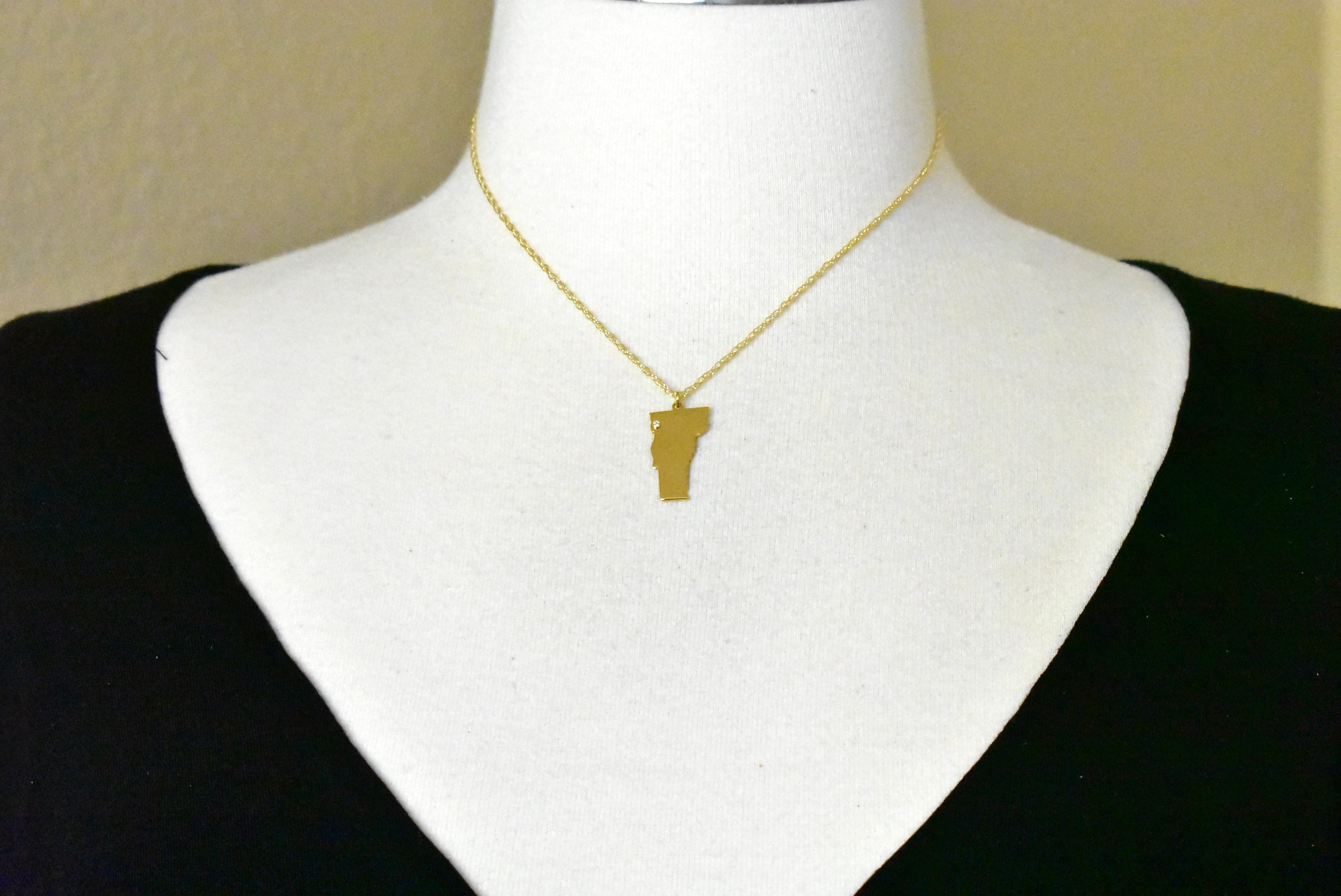 14k Gold 10k Gold Silver Vermont VT State Map Necklace Heart Personalized City