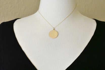 10k yellow gold 23mm round circle disc pendant charm personalized monogram engraved