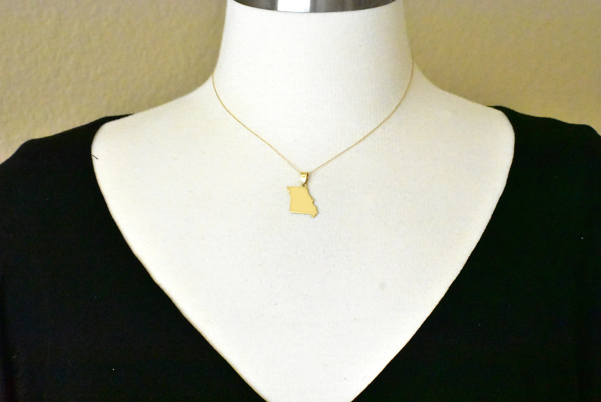 14k gold or sterling silver missouri mo state map pendant charm personalized monogram