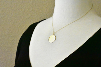 10k yellow gold 22mm round circle disc pendant charm personalized monogram engraved