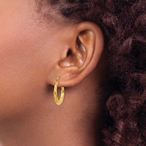 14k yellow gold twisted round hoop earrings 20mm x 3mm