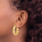 Ladda upp bild till gallerivisning, 14k Yellow Gold Textured Round Hoop Earrings 26mm x 6.75mm

