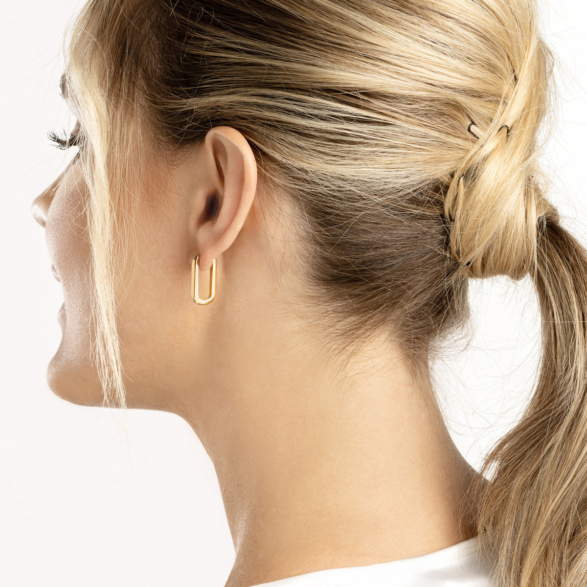 14k yellow gold oblong paper clip style hoop earrings 10mm x 20mm