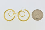 Załaduj obraz do przeglądarki galerii, 14K Yellow Gold Non Pierced Round Twisted Hoop Clip On Earrings
