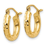 Afbeelding in Gallery-weergave laden, 14K Yellow Gold Diamond Cut Classic Round Hoop Earrings 13mm x 3mm
