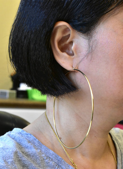 14k yellow gold extra large diameter 100mm x 2mm classic round hoop earrings 3.93 inches giant super size wide