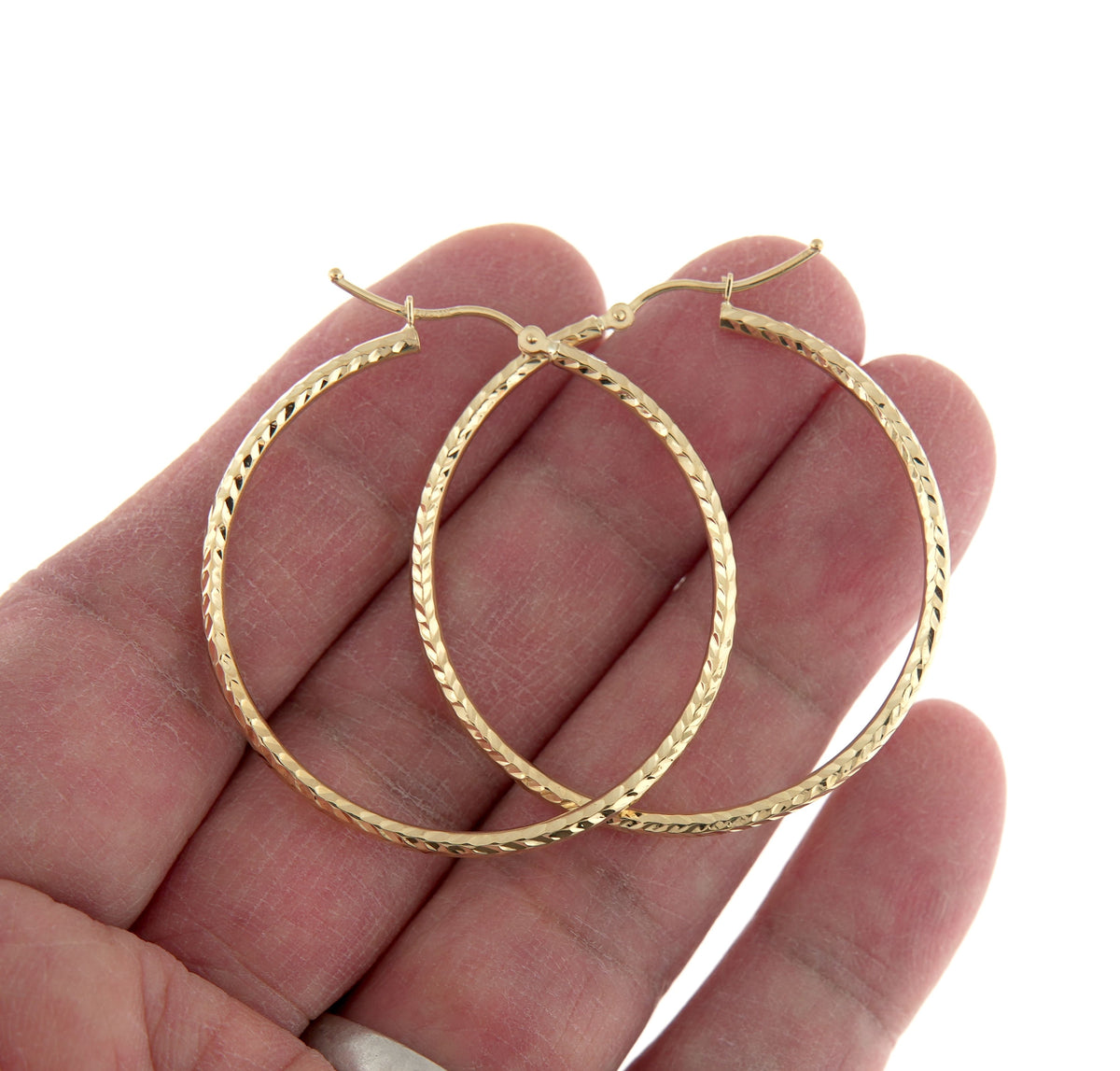 14k yellow gold diamond cut classic round hoop earrings 40mm x 2mm