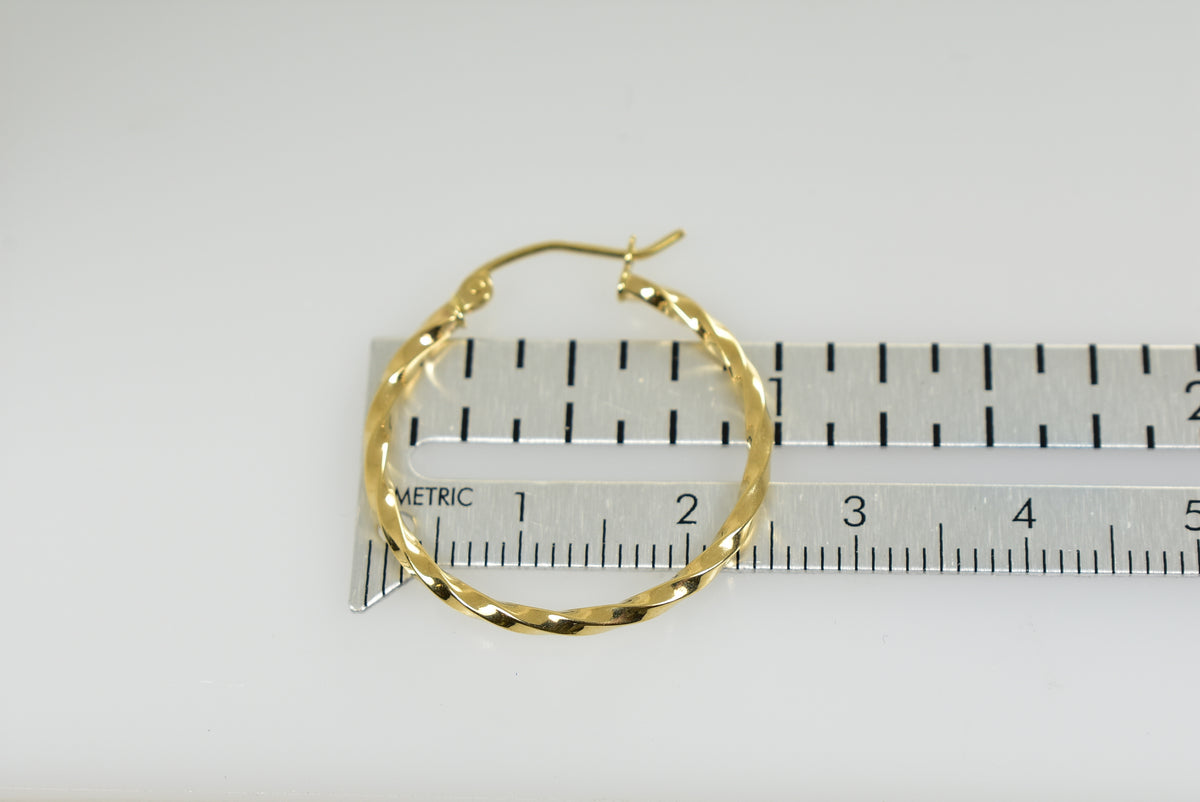 14k yellow gold twisted modern classic round hoop earrings 25mm x 2mm