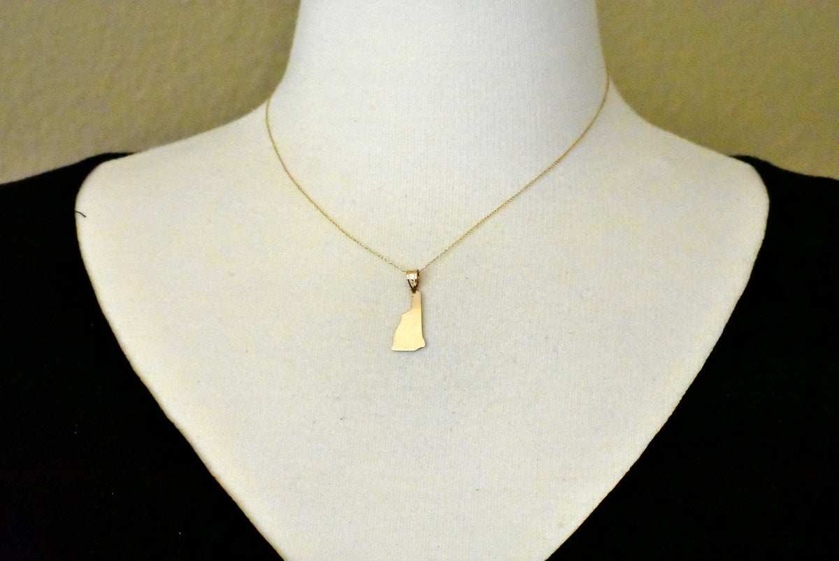 14k gold or sterling silver new hampshire nh state map pendant charm personalized monogram