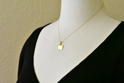 14k gold or sterling silver oklahoma ok state map pendant charm personalized monogram