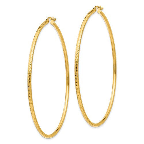 14k yellow gold diamond cut classic round hoop earrings 65mm x 2mm