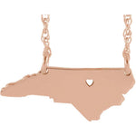 Carregar imagem no visualizador da galeria, 14k Gold 10k Gold Silver North Carolina NC State Map Necklace Heart Personalized City
