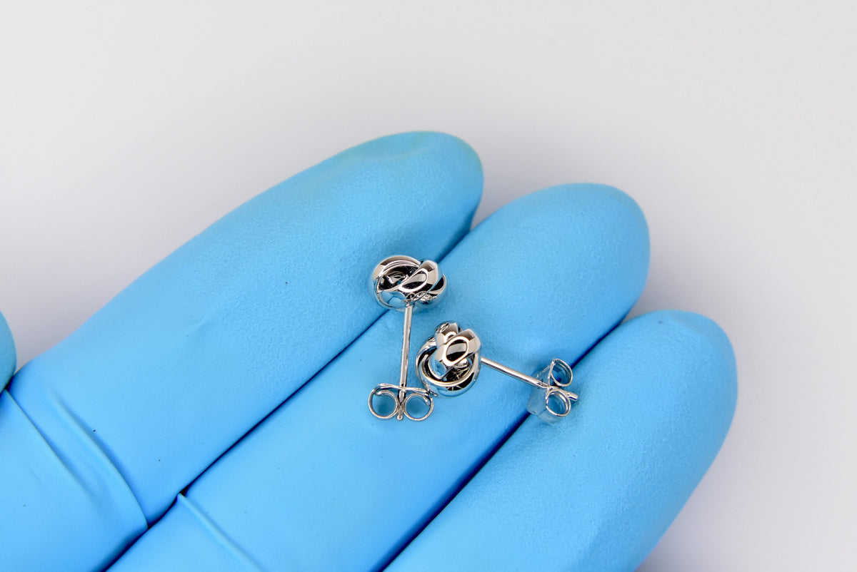 14k white gold 7mm classic love knot post earrings