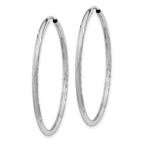 14k White Gold Satin Diamond Cut Endless Round Hoop Earrings 31mm x 1.5mm